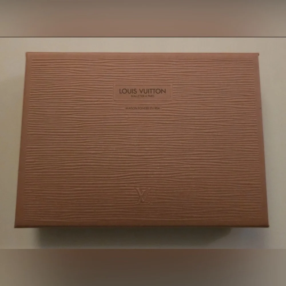 LV Louis Vuitton Brown Gift Box 4.75” x 6.5” x 1